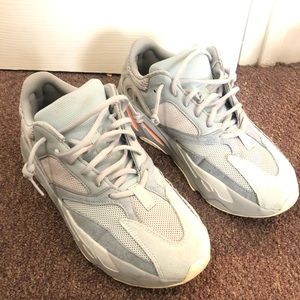 Yeezy 700 “Inertia”